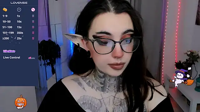 Dixi Pixi  online show from 8, 11, 2025