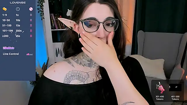 Dixi Pixi  online show from 14, 9, 2025