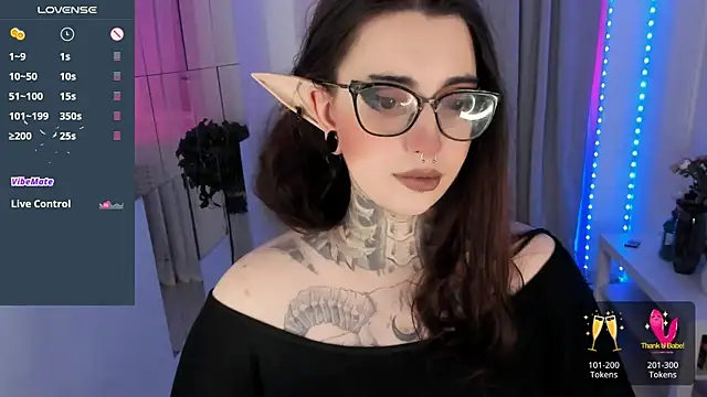 Dixi Pixi  online show from 3, 10, 2025