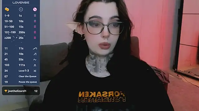 Dixi Pixi  online show from 6, 3, 2025