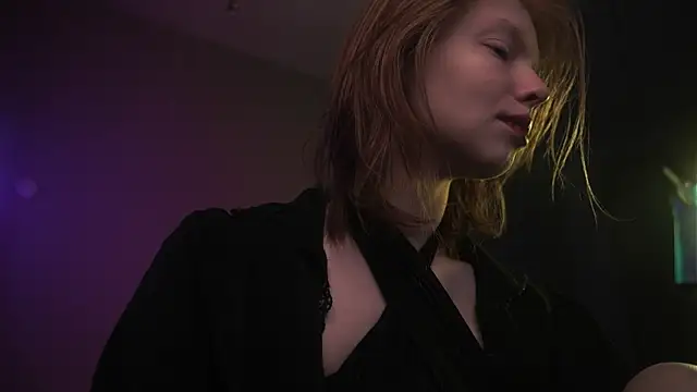 ginger hugs online show from 11, 1, 2026