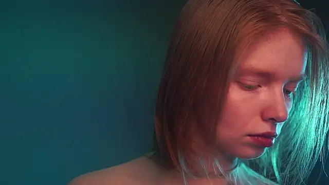 ginger hugs online show from 19, 9, 2025