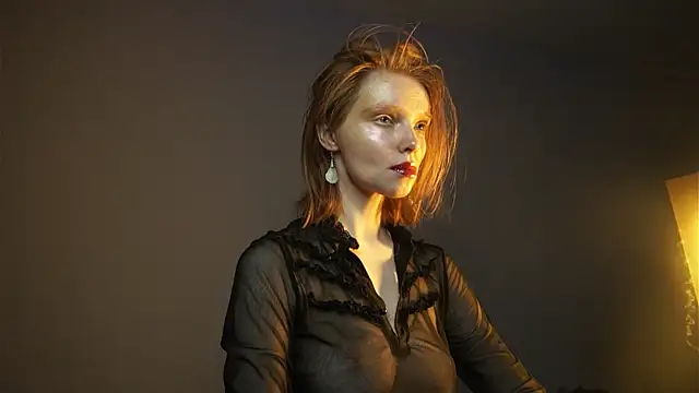 ginger hugs online show from 17, 3, 2025