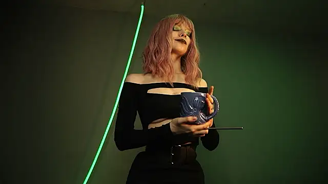 ginger hugs online show from 11, 3, 2026