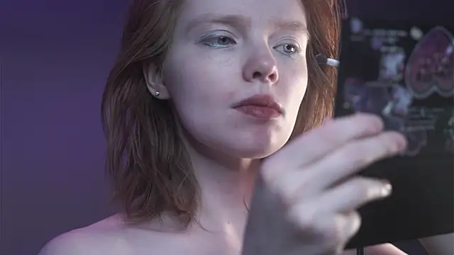 ginger hugs online show from 19, 12, 2025