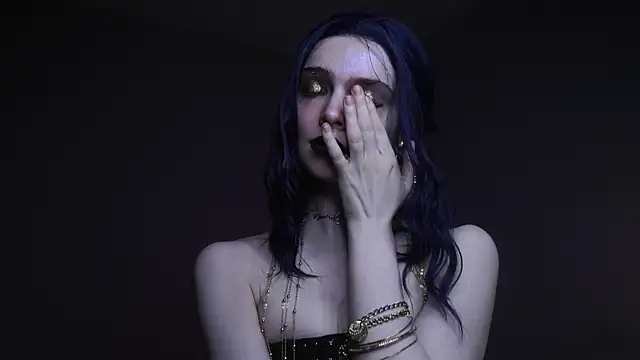 ginger hugs online show from 13, 4, 2026