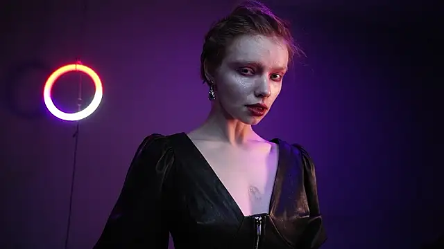 ginger hugs online show from 23, 2, 2026