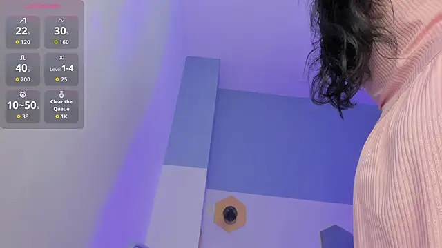 Chloe fischer  online show from 13, 6, 2026