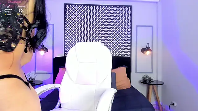 Chloe fischer  online show from 9, 2, 2025