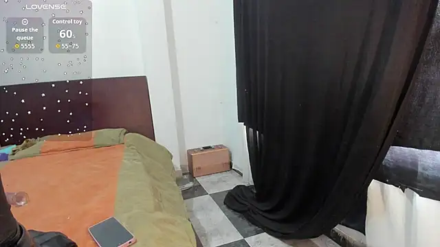 latinaStepmom online show from 22, 12, 2025