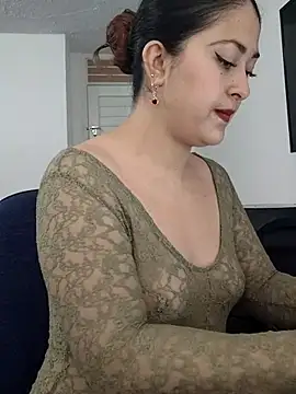 Snapshot of LisbethMoore_ chatting on 6, 11, 2025 LisbethMoore online show from 6, 11, 2025