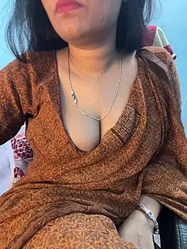 Snapshot of Spicy_sari_girl chatting on 1, 7, 2026 Spicy sari girl online show from 1, 7, 2026