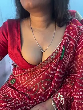 Snapshot of Spicy_sari_girl chatting on 2, 7, 2026 Spicy sari girl online show from 2, 7, 2026