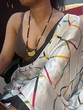 Snapshot of Spicy_sari_girl chatting on 19, 3, 2025 Spicy sari girl online show from 19, 3, 2025