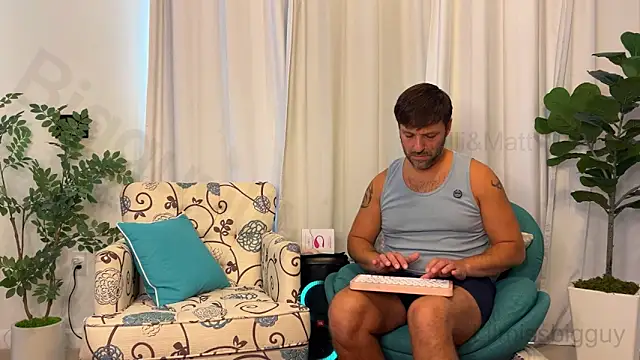 Lilmissbigguy online show from 18, 10, 2025