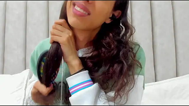 FreyaMoller online show from 18, 12, 2025