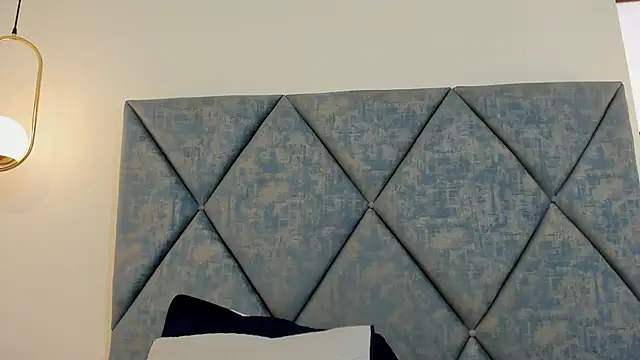 FreyaMoller online show from 9, 1, 2026