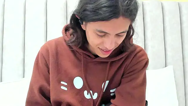 FreyaMoller online show from 7, 3, 2026