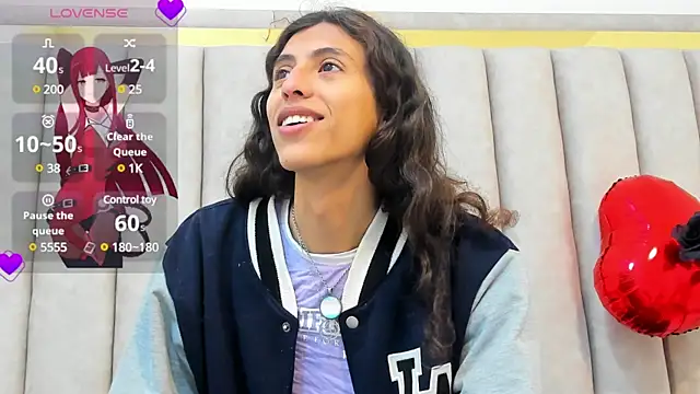 FreyaMoller online show from 8, 3, 2025