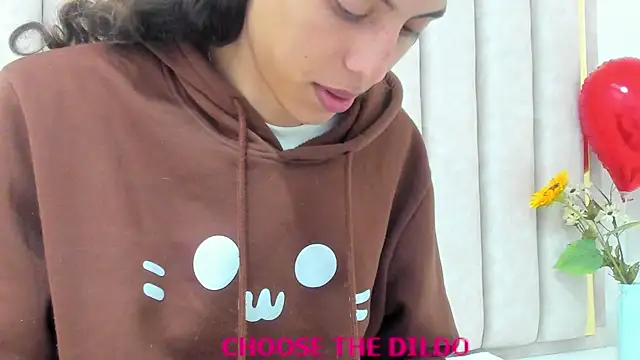 FreyaMoller online show from 30, 9, 2025