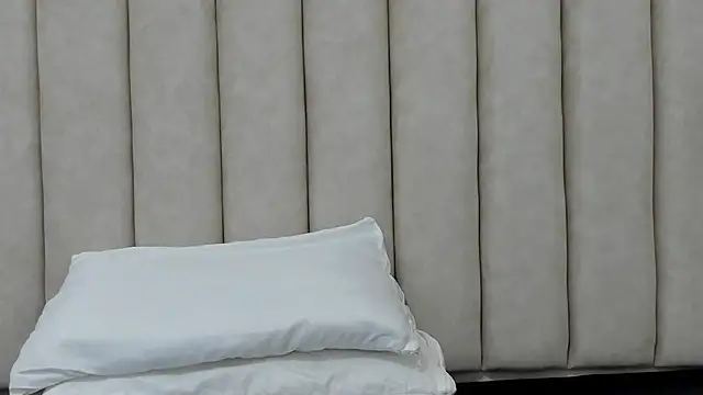 FreyaMoller online show from 7, 11, 2025