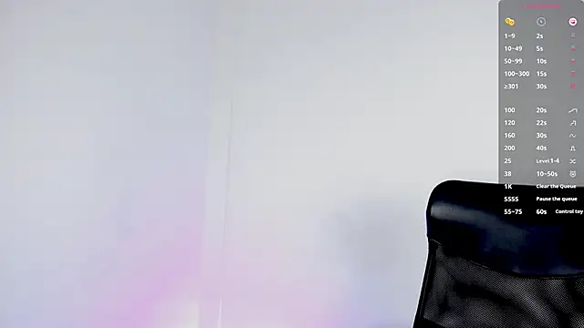 sophie alice  online show from 13, 2, 2025