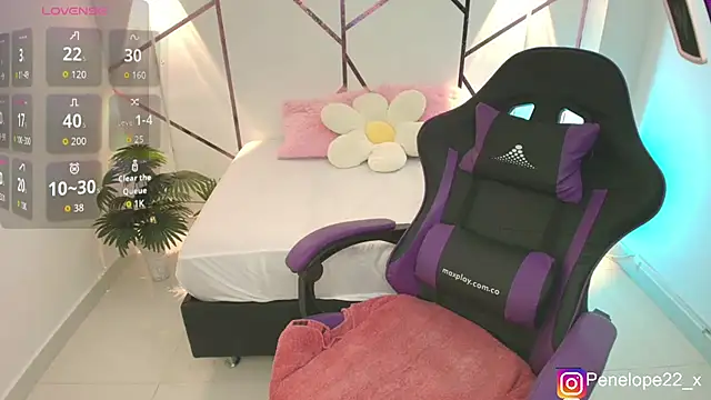 penelope22x  online show from 28, 10, 2025