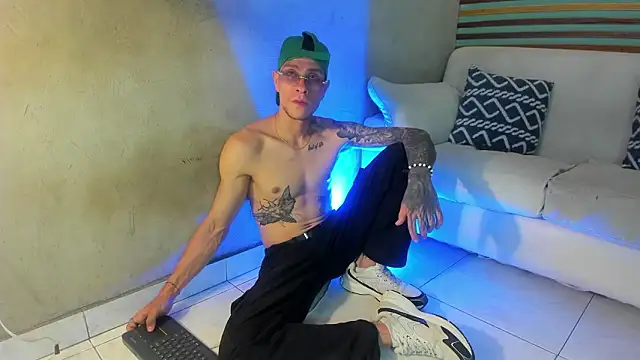 french sexx online show from 15, 2, 2026