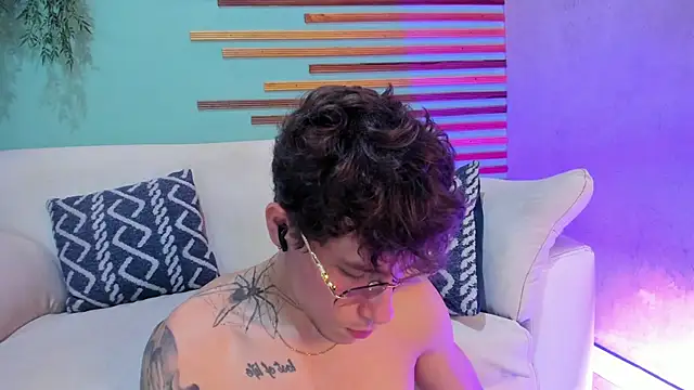 french sexx online show from 28, 11, 2025