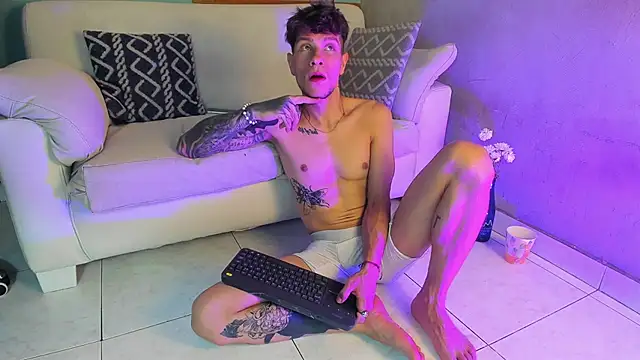 french sexx online show from 16, 12, 2025