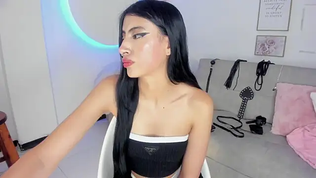 Snapshot of RACHEL_EV chatting on 14, 3, 2025 RACHEL EV online show from 14, 3, 2025