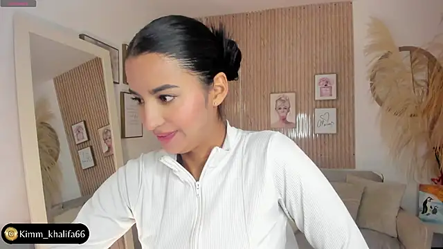 Kimm khalifa online show from 10, 3, 2025