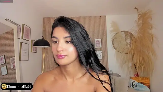 Kimm khalifa online show from 11, 3, 2025