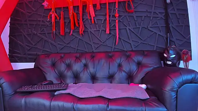 Ivannaakozlov  online show from 9, 2, 2026