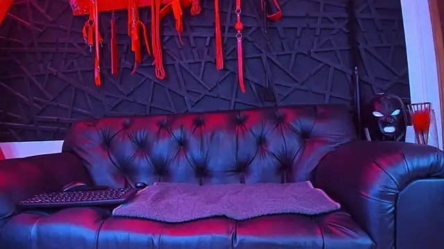 Ivannaakozlov  online show from 27, 5, 2026