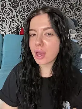 Kimi Ass online show from 25, 2, 2025