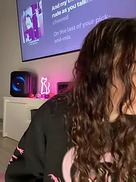 Kimi Ass online show from 8, 11, 2025