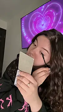 Kimi Ass online show from 18, 1, 2026