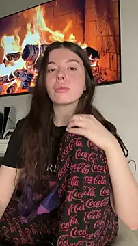 Kimi Ass online show from 4, 6, 2026