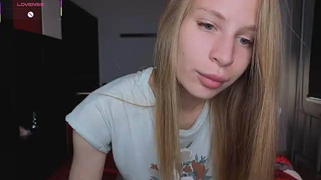 Snapshot of Elis_Fox chatting on 30, 6, 2026 Elis Fox online show from 30, 6, 2026