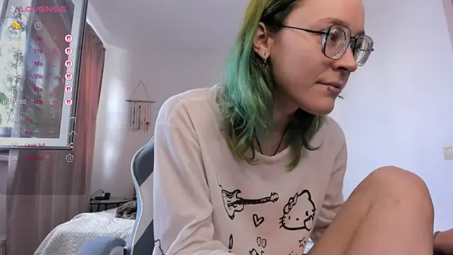 Snapshot of alisahug chatting on 15, 7, 2026 alisahug online show from 15, 7, 2026