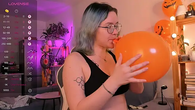 alisahug online show from 22, 10, 2025