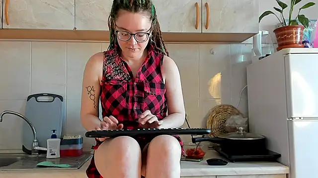 alisahug online show from 21, 2, 2025