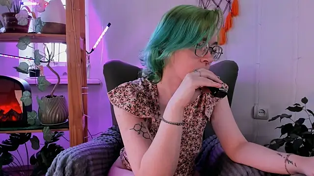 alisahug online show from 15, 3, 2025