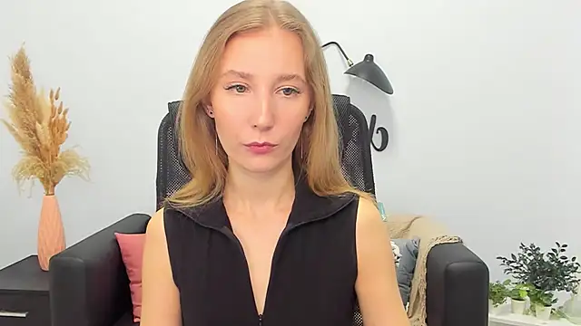 LolaWilsons online show from 26, 2, 2025