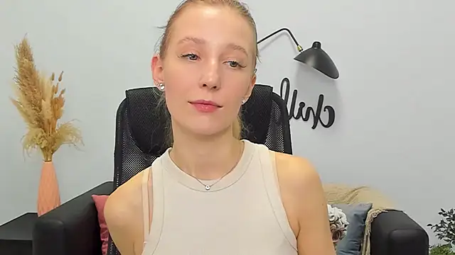 LolaWilsons online show from 18, 3, 2025