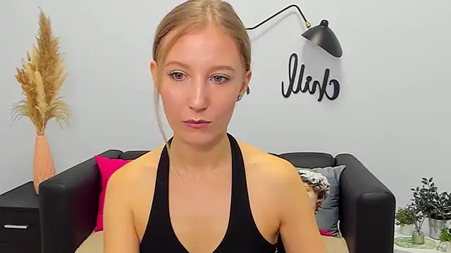 LolaWilsons online show from 8, 11, 2025