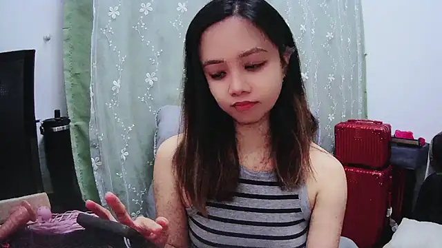 Candy bee520 online show from 4, 1, 2025