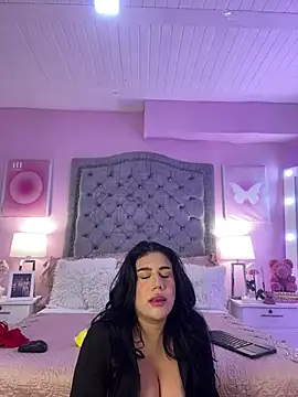 AshleyFerrer online show from 4, 3, 2025