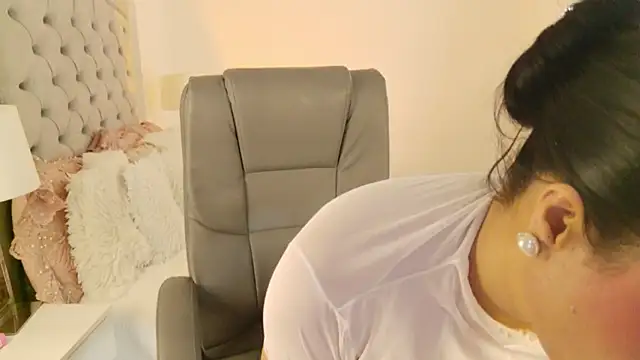 AshleyFerrer online show from 26, 3, 2026